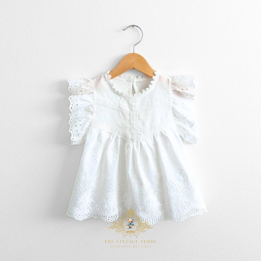 NWT Pretty Girls Blouse Lovely Floral Eyelet Lace Embroidery Bohemian White 2T - Picture 1 of 5